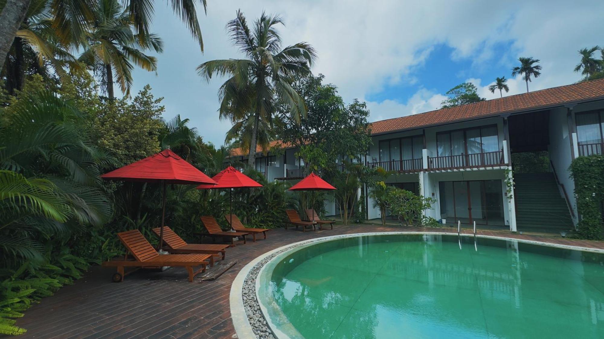 Palm Garden Ayurveda Resort Ahangama Luaran gambar