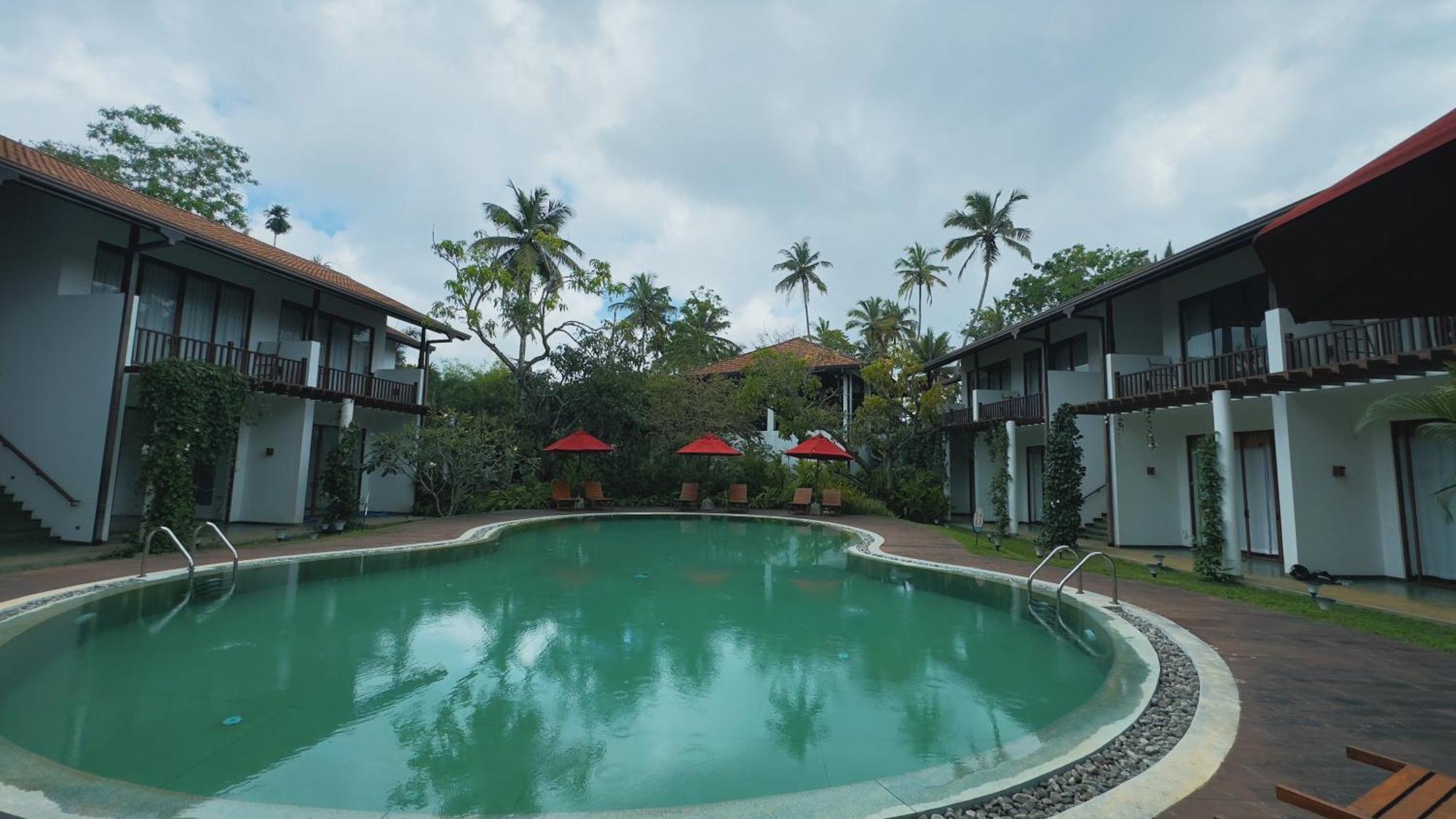 Palm Garden Ayurveda Resort Ahangama Luaran gambar